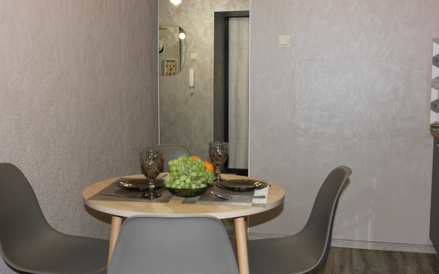 Na Ulitse Yuliusa Fuchika 82 Flat