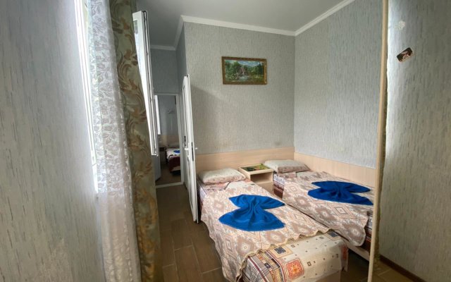 Turgeneva 31 Mini-hotel