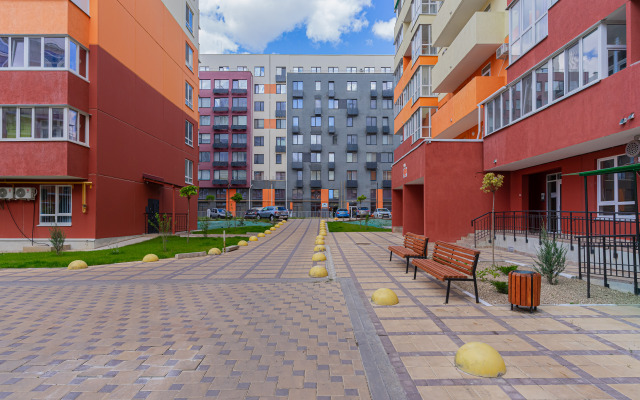 Lyuks Posutochno v Zhk Sosedi Flat