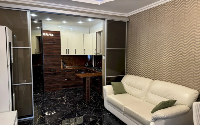 Квартира 382 с Балконом 7 Мин до Моря