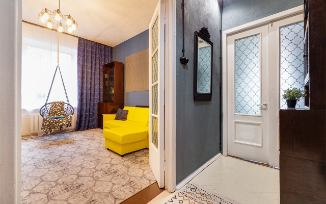 Квартира Трёхкомнатная на Петроградской