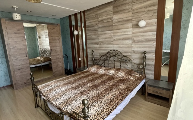 Lyuks S Panoramnym Vidom Flat