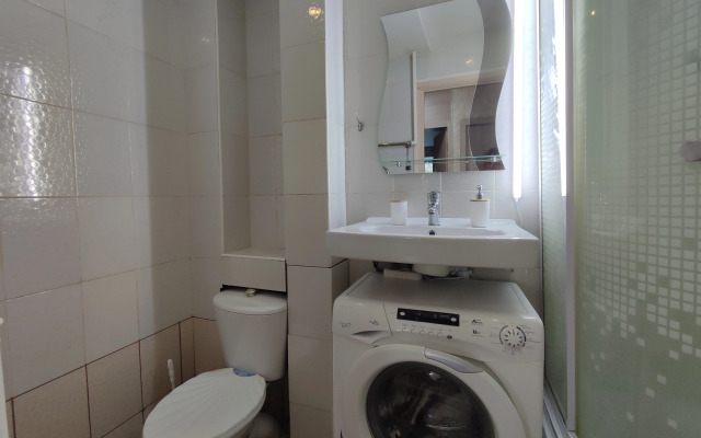 Квартира 2-комнатная в Омске на Рождественского 1В