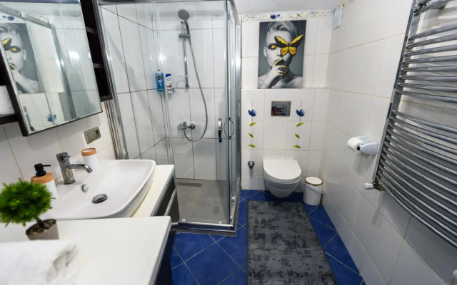 Апартаменты Taksim Cihangir