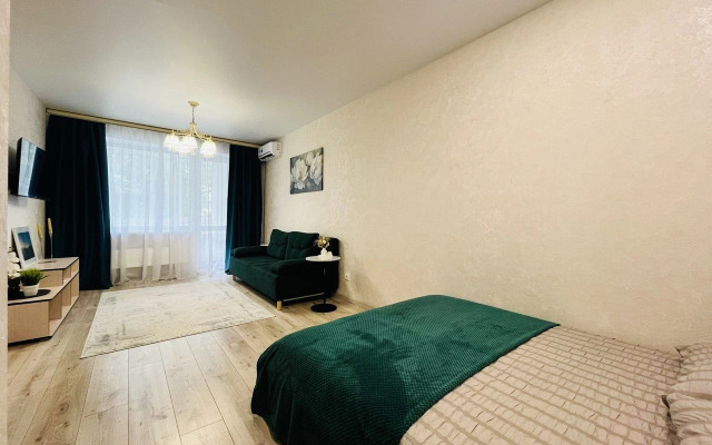 S lyubovyu Flat
