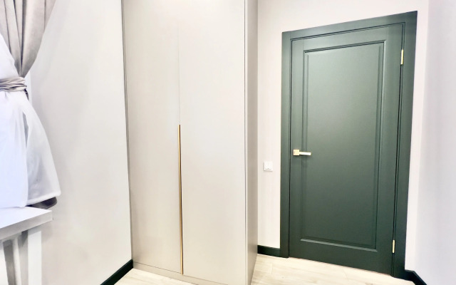 VyDoma na Tyumenskom Arbate s vidom na Bul'var Dzerzhinsko Apartments