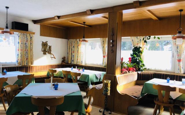 Garni Collina Apartments