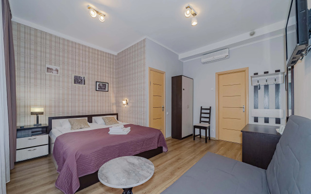 Отель Априори