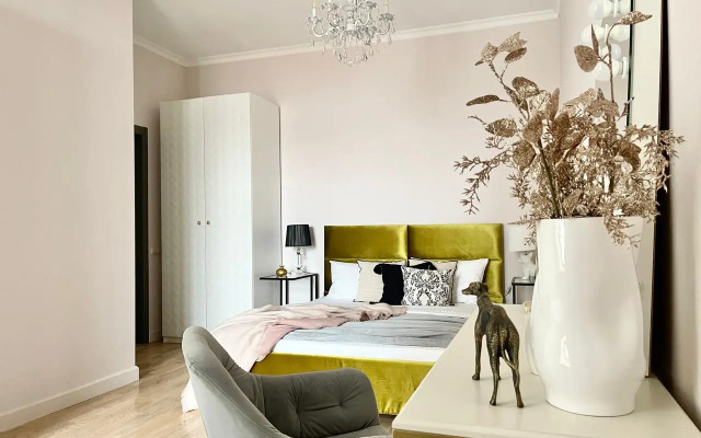 Na Ulitse Sadovaya-Spasskaya 19/1 Flat