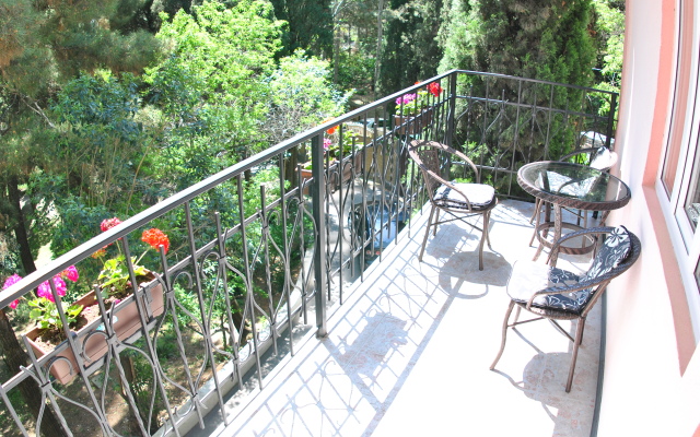 Primorskij Park Guest House
