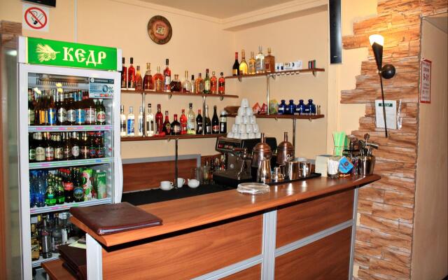 Kedr Hotel