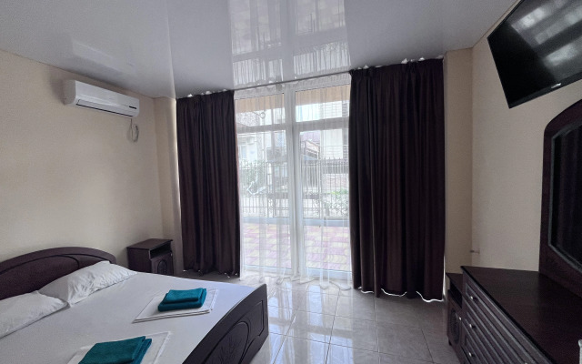 Hristaki Guest House