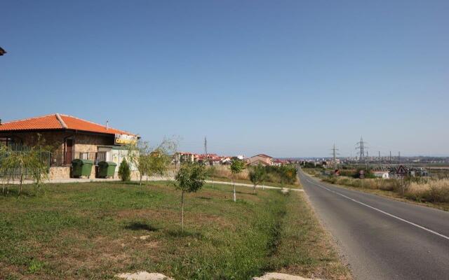 Sunny Hill Villa - Menada Apart hotel