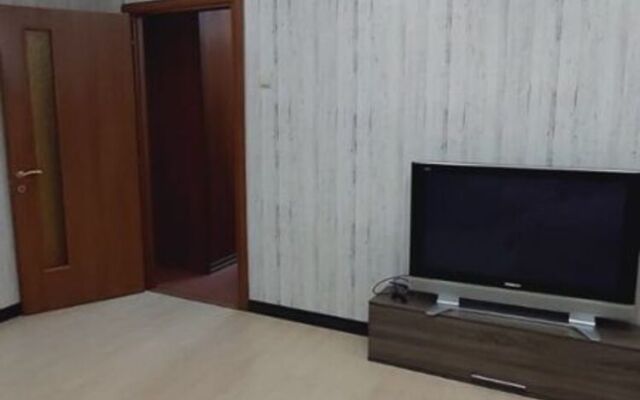 2-komnatnaya v tsentpe Kirovskogo r-na Flat