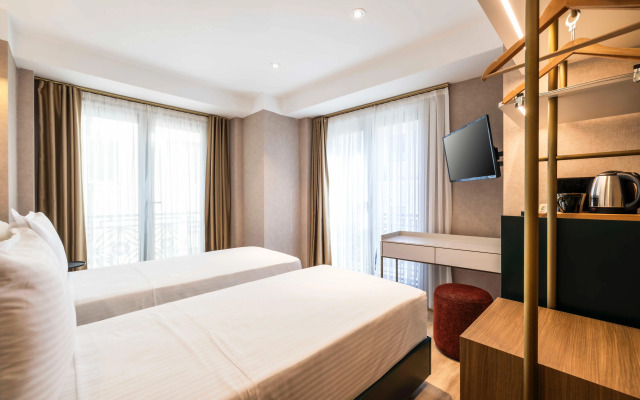 Emilion Hotel