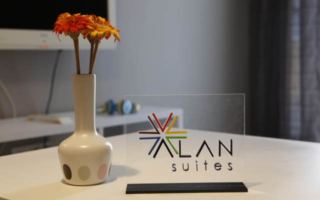 Alan Suites