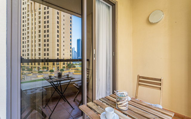Apartments HiGuests - Amazing 2BR Apartment in Jumeirah Beach Residence
