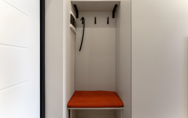 Terrakotta Room Flat