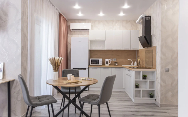 Квартира TopHouse  в ЖК Меридианы Улисса
