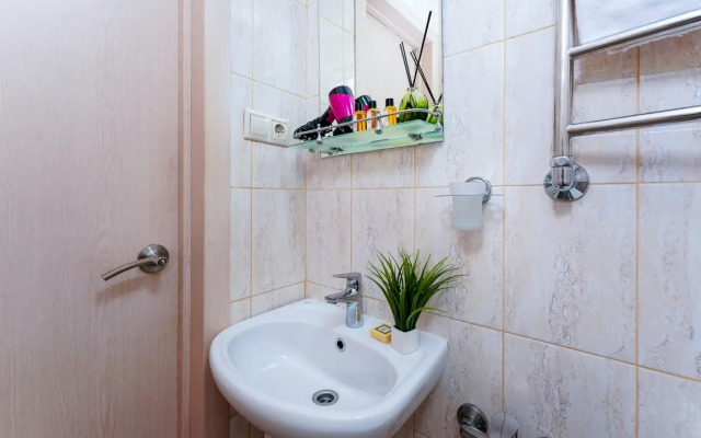 1 Gosti-24 Na Krymskoy Apartment
