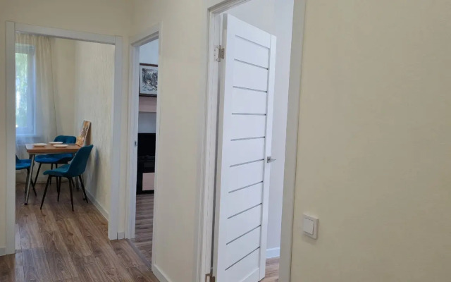 2-Kh Komnatniye white-House Na Spartakovskoy 14 Apartments