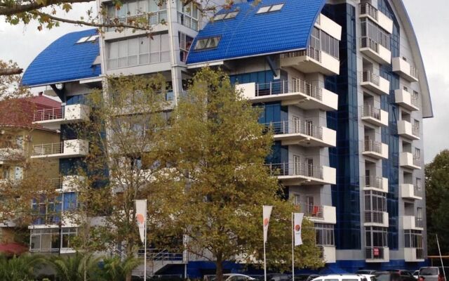 Na Internatsionalnoy 3/1 Apartments