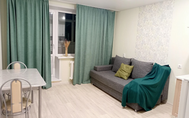 Na Nikolaya Semenova 33 Flat