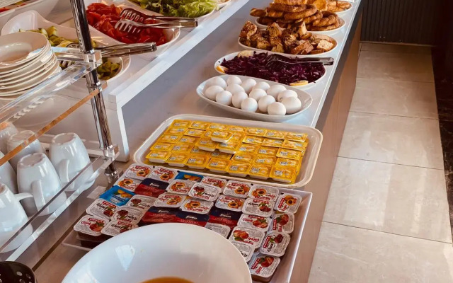 Grand Heykel Hotel
