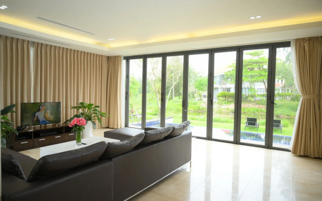 The Ocean Villa