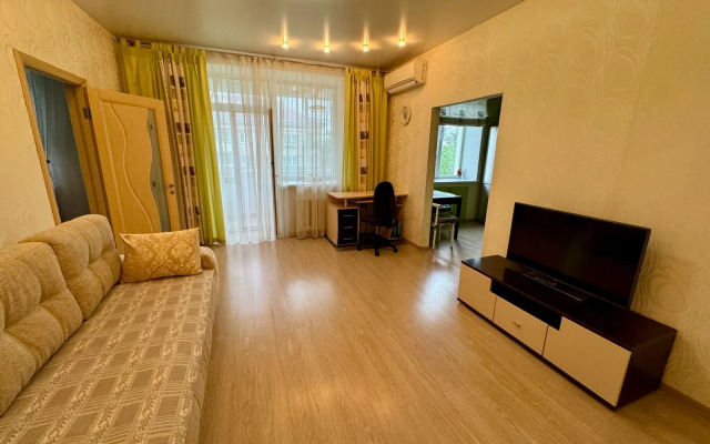 Апартаменты Ленинградская 63