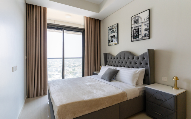 Next Level Business Bay Aykon City Apartments