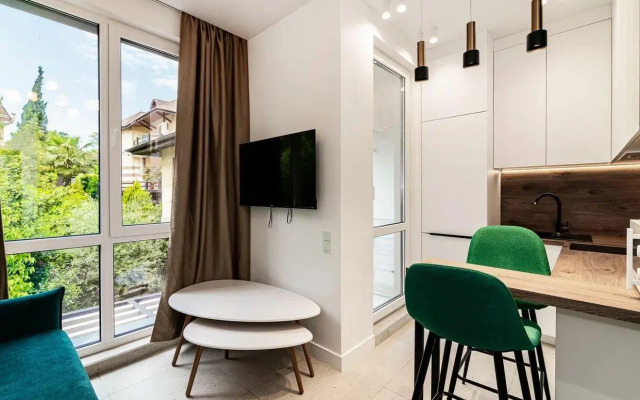 Kasablanka Stilnaya Studiya V Adlere S Basseynom Apartments