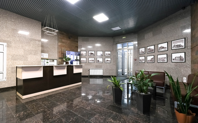 V Gosti Apartments Flat