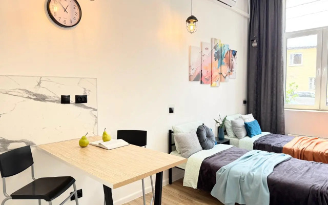 Art Apartments
