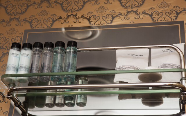 GUSTO Hotel