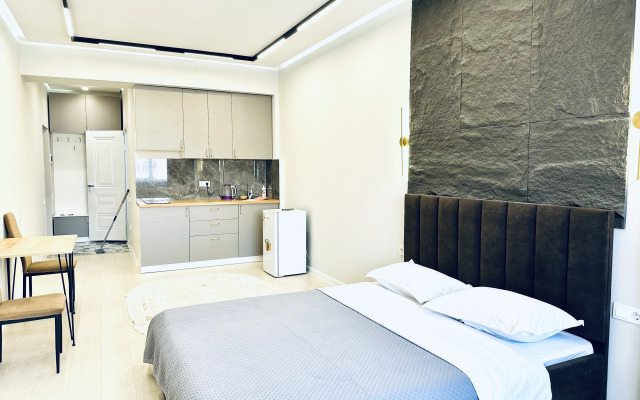 1 Komnatnaya Studiya V Novom Zhilom Dome 68/2 Apartments