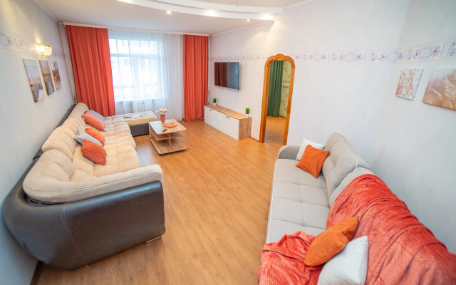 Апартаменты Радищева 12 трехкомнатная