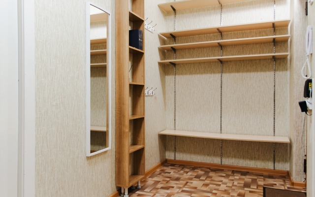 Na Lineynoy Flat