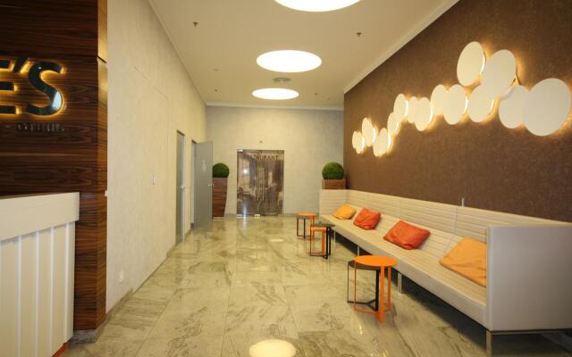 Yes Na Khoshimina 16 Apartments