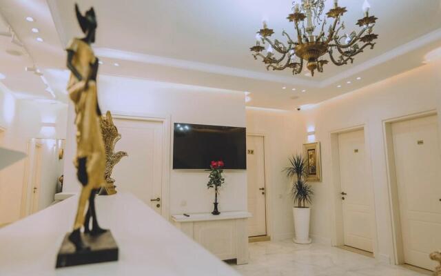 Royal Medis Hotel