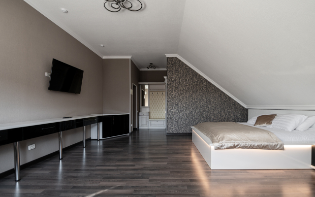 Djump Hotel