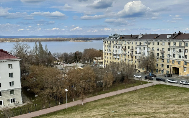 S Vidom Na Volgu Flat