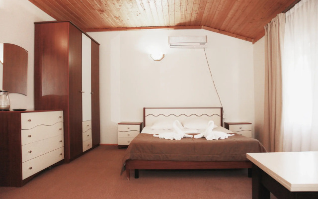 Divnoe Guest house