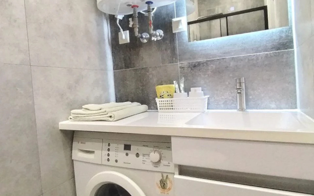 Квартира-студия с парковкой в центре Нахичевани