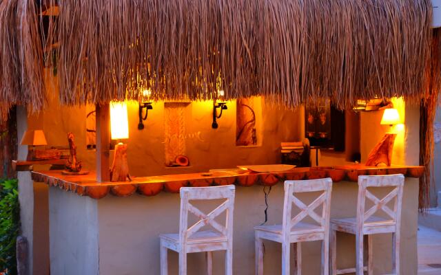 Mandarin & Mango Boutique Hotel