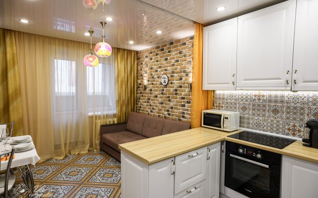 Апартаменты Однокомнатные на Дуки, 11 этаж, Мишки