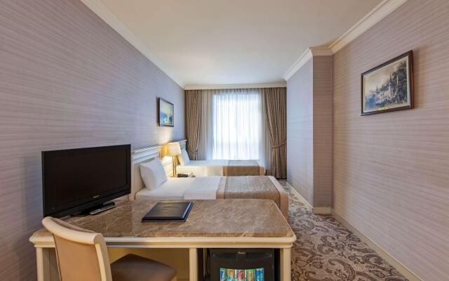 Elite World Comfy Taksim Hotel