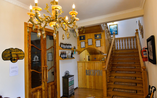 Sanapiro Hotel