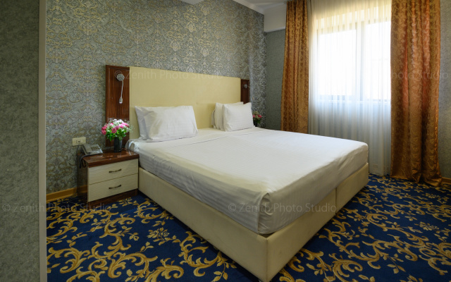 Standard double or twin room kingbed — фото 1