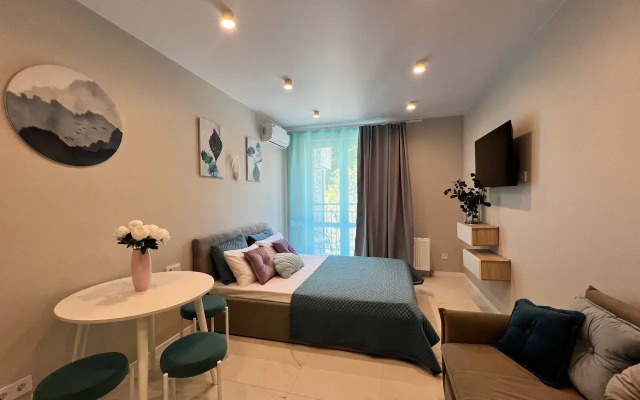 Studiya Tryokhmestnaya Flat